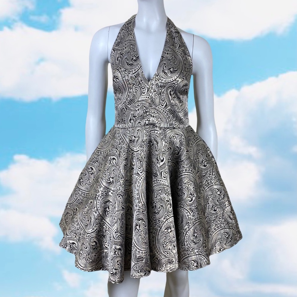BEBE Mini Party Dress Halter Paisley Scroll Metallic Champagne Black Size 8 Y2K